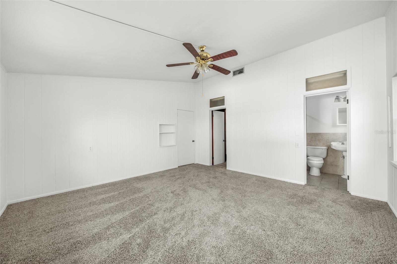 Image 15 of 30 For 1103 Peninsular Drive