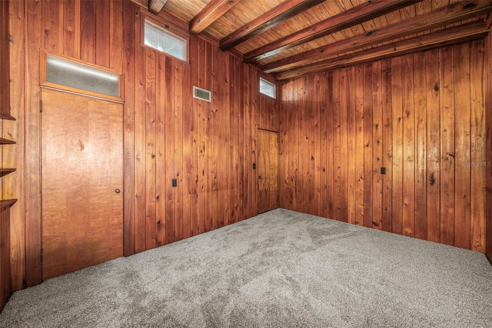 Image 18 of 30 For 1103 Peninsular Drive