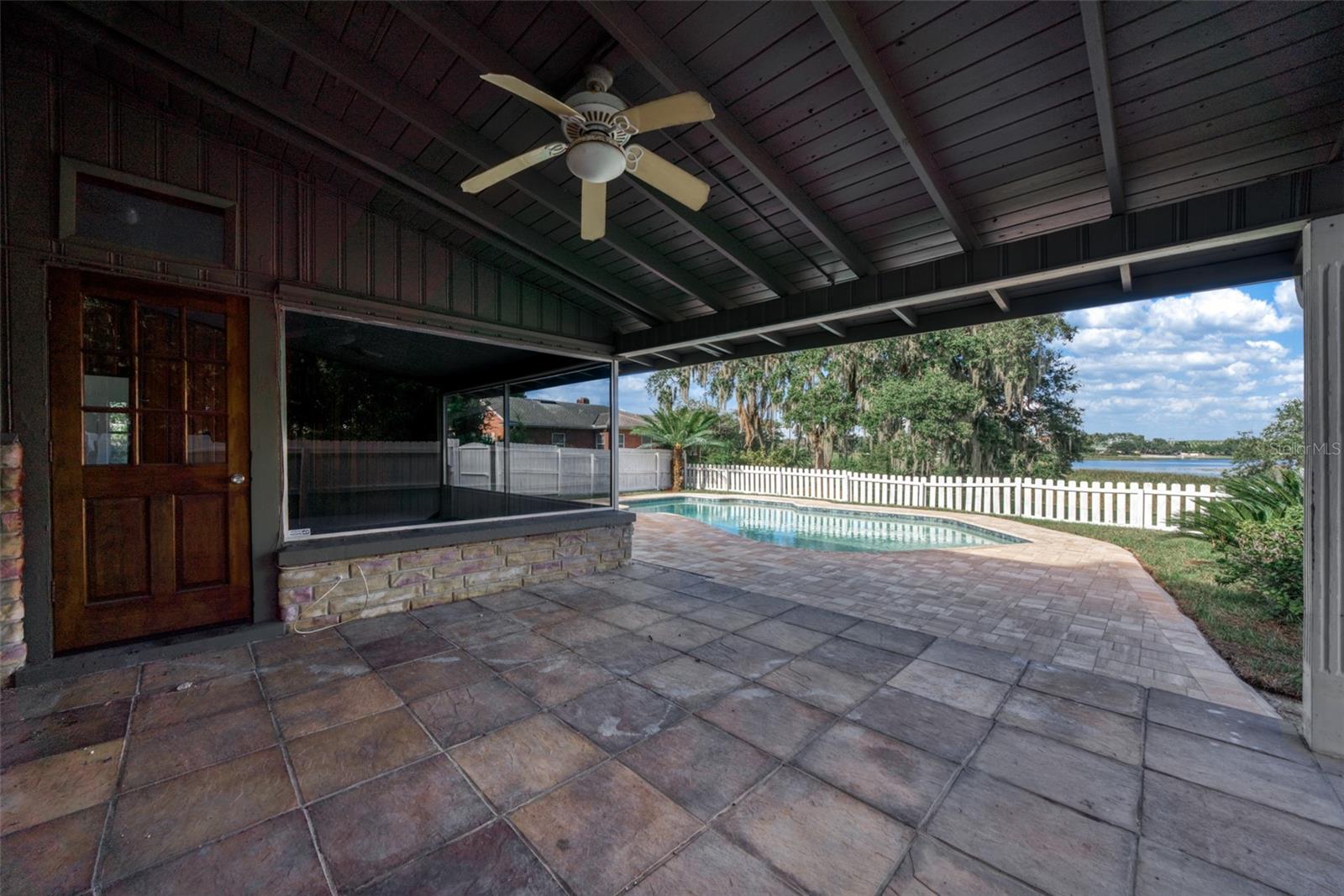 Image 3 of 30 For 1103 Peninsular Drive