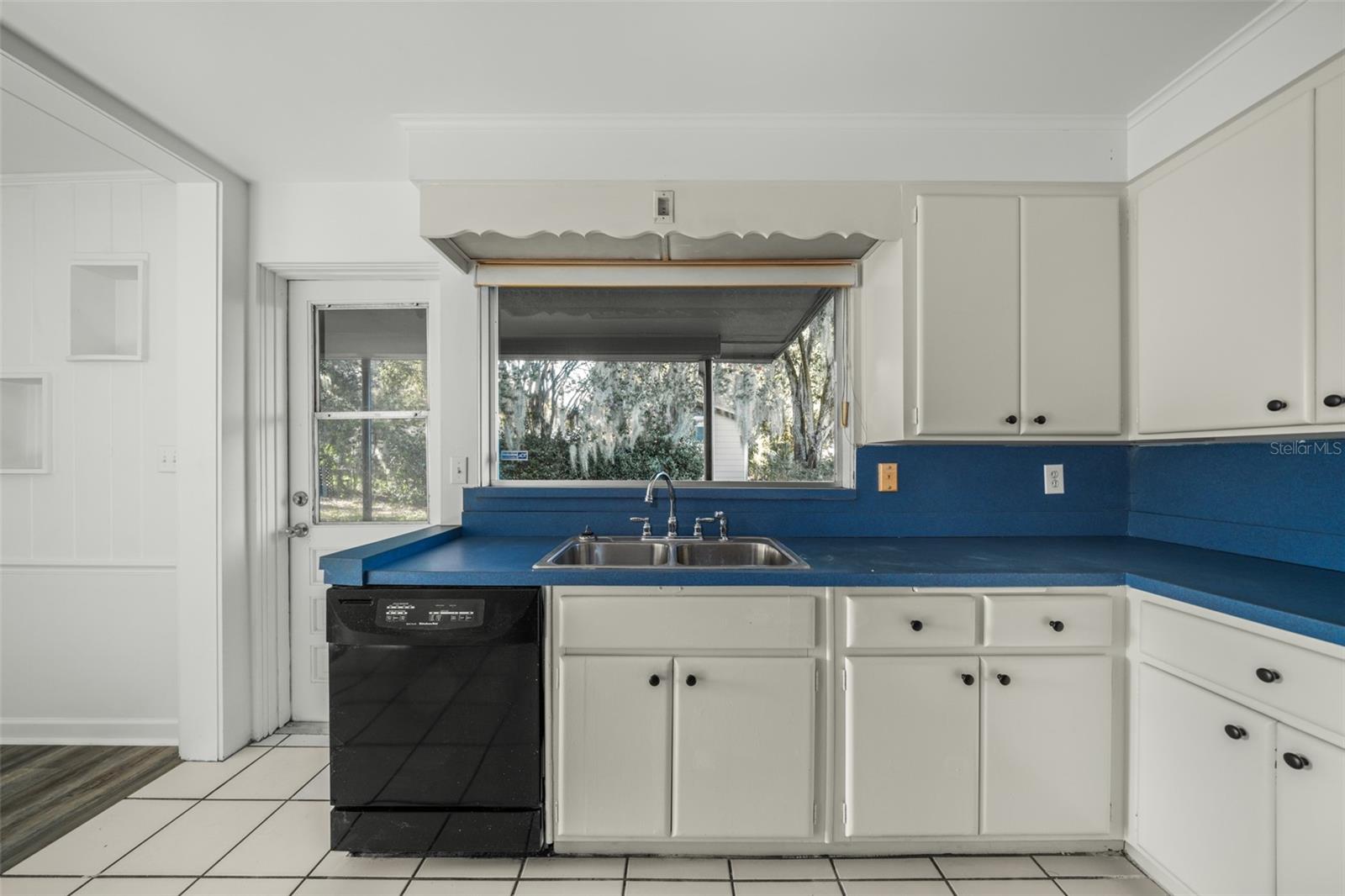 Image 8 of 30 For 1103 Peninsular Drive