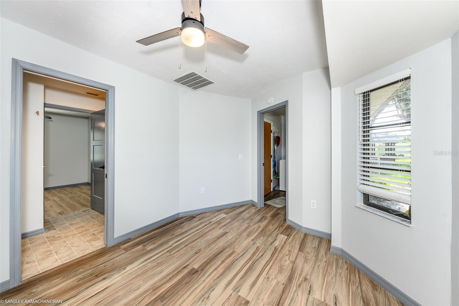 Image 13 of 35 For 11231 Euler Avenue