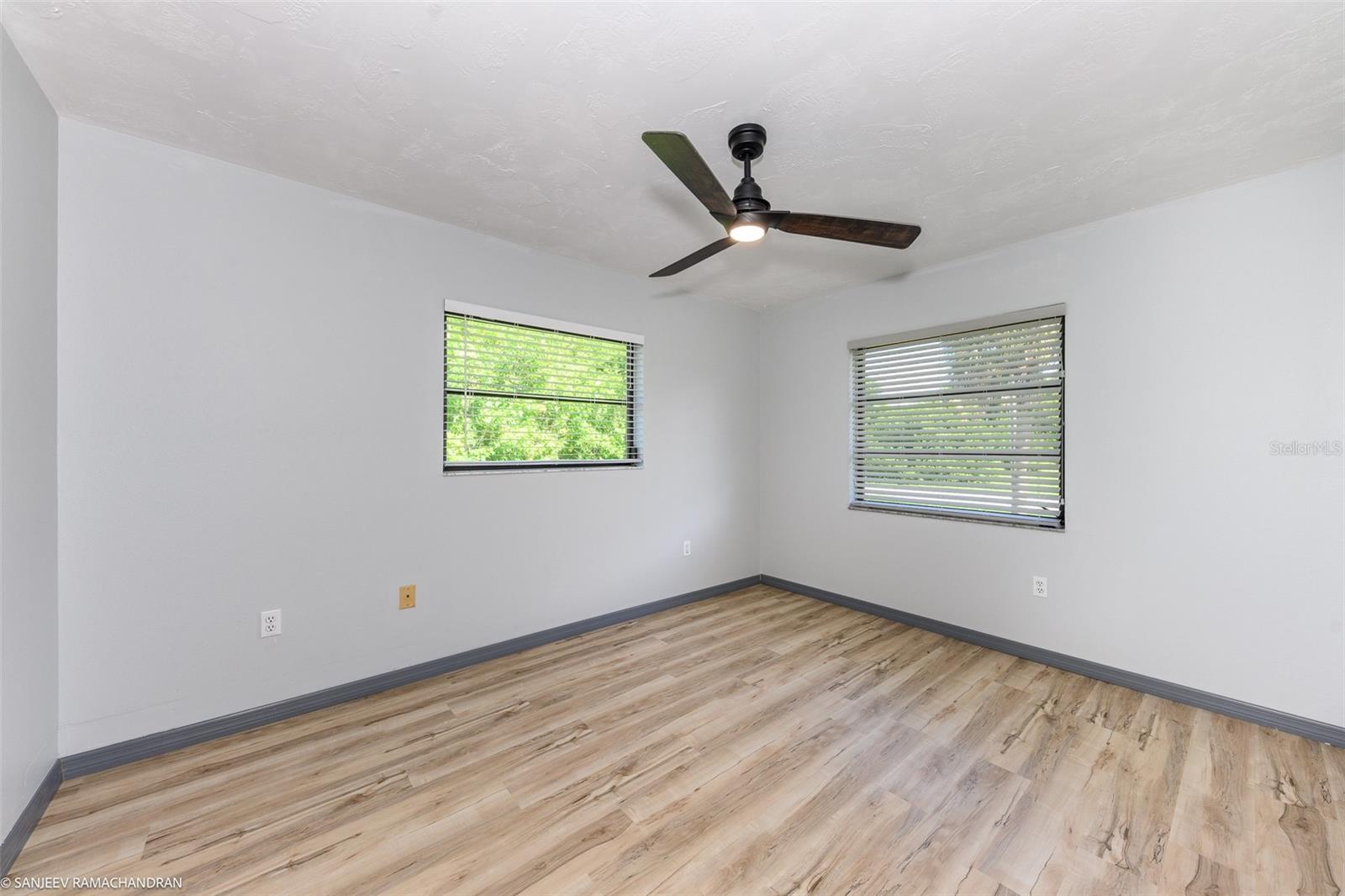 Image 22 of 35 For 11231 Euler Avenue