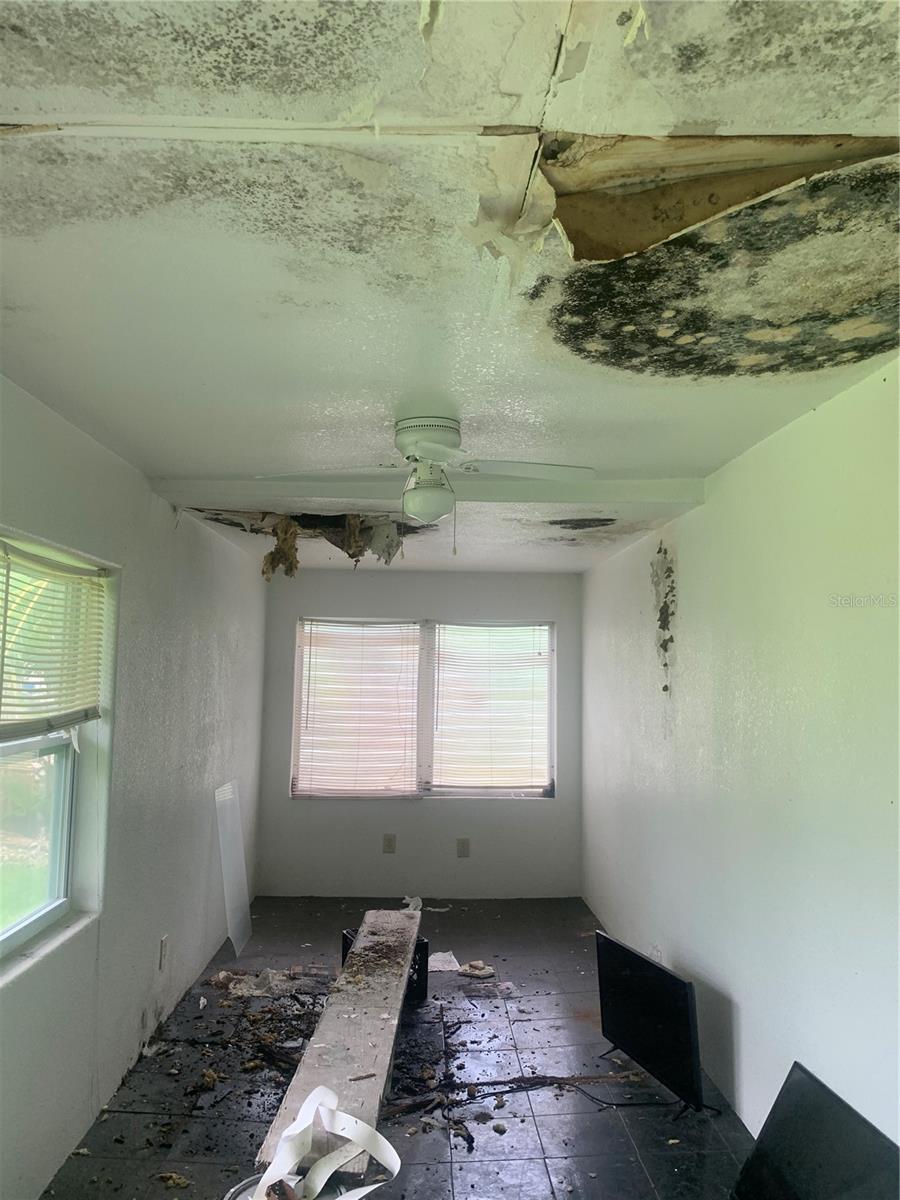 Image 4 of 6 For 4175 Avenue I