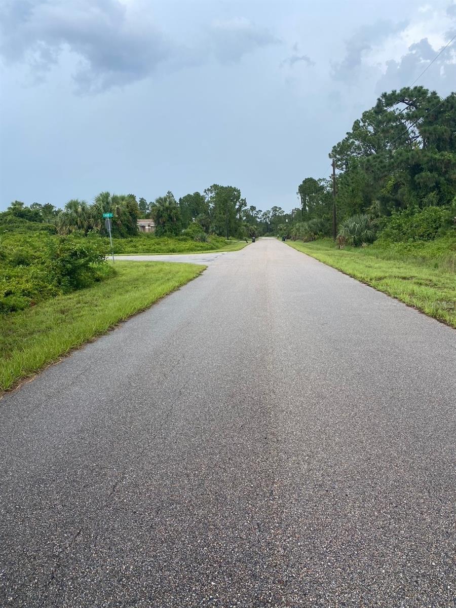 Image 4 of 8 For Dalewood Circle