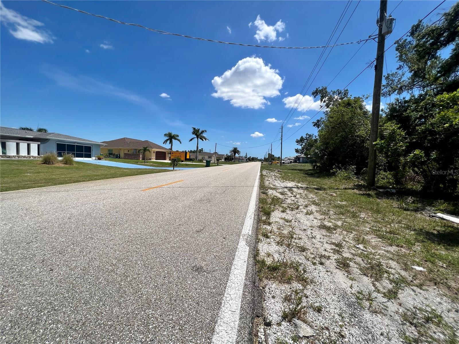 Image 3 of 5 For 4267 Gillot Boulevard