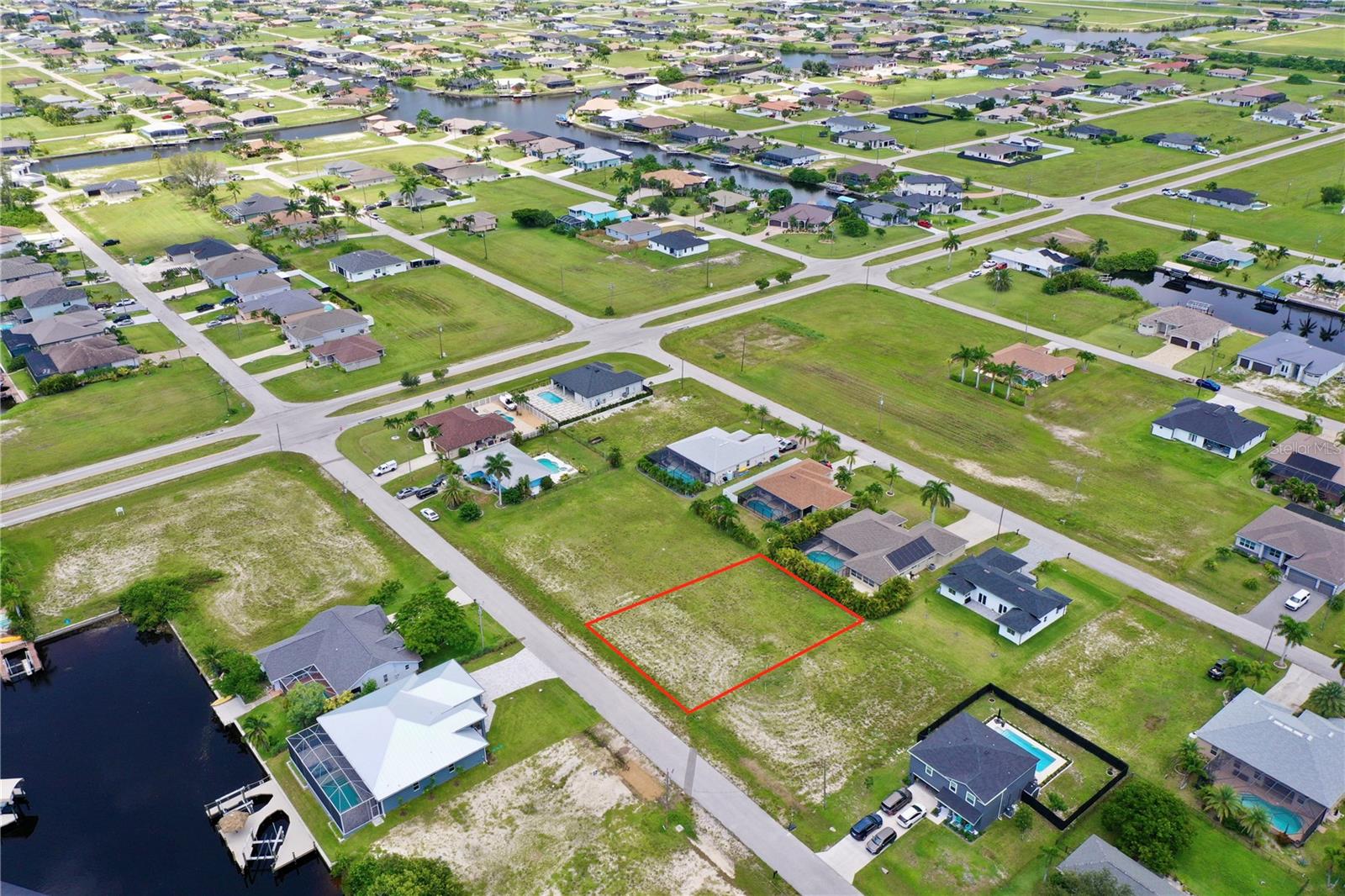 Image 4 of 26 For 721 37th Place