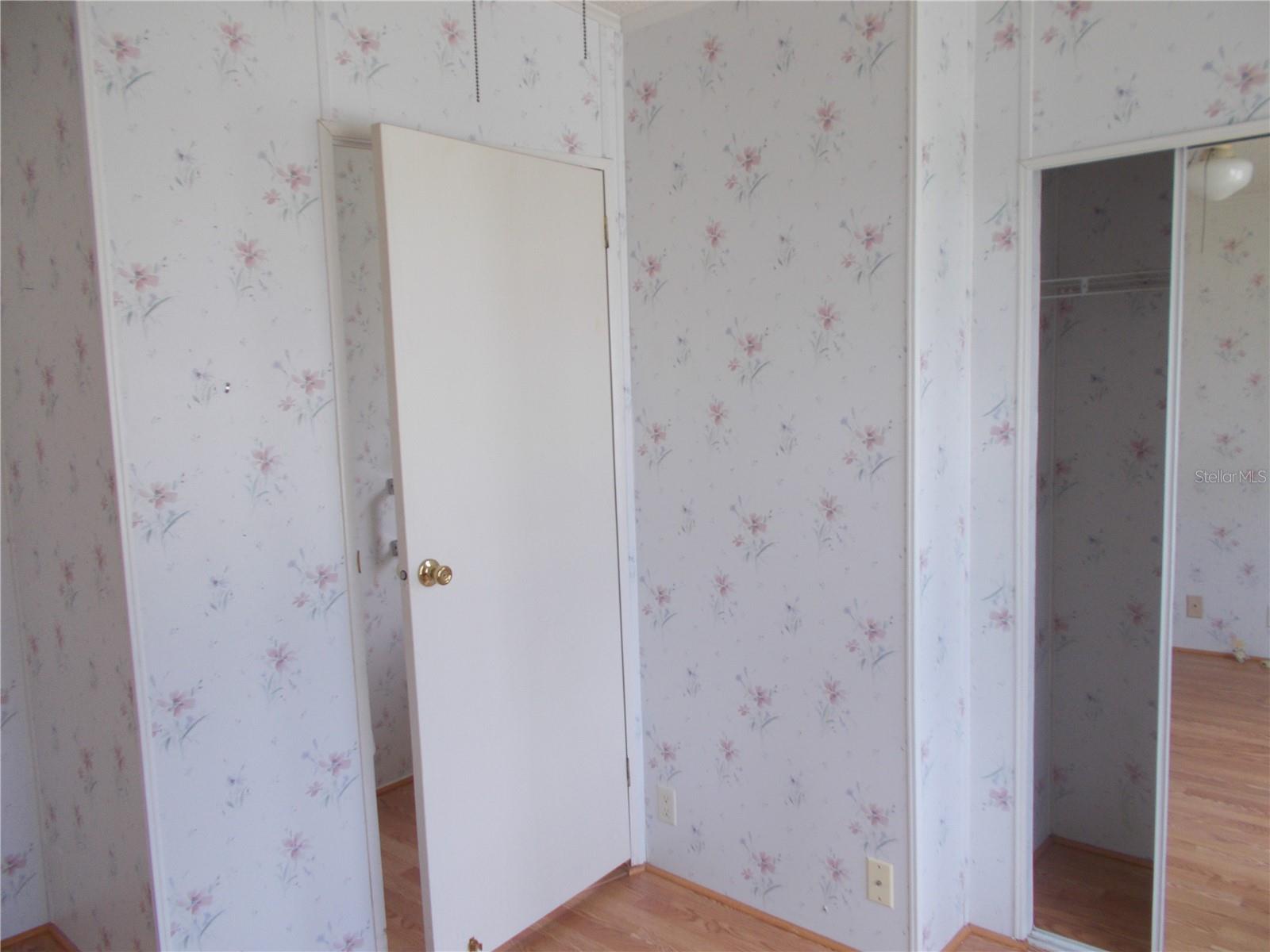 Image 14 of 52 For 5787 Holiday Park Boulevard