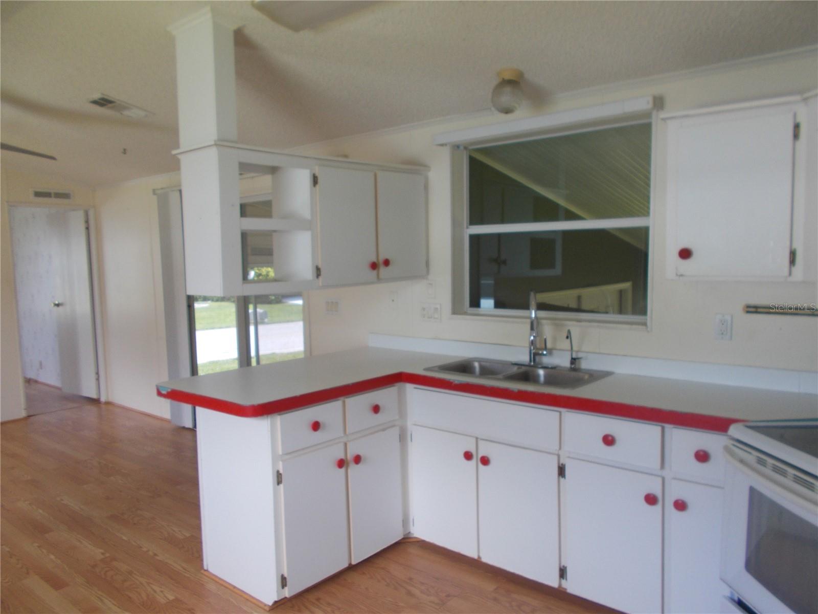 Image 3 of 52 For 5787 Holiday Park Boulevard