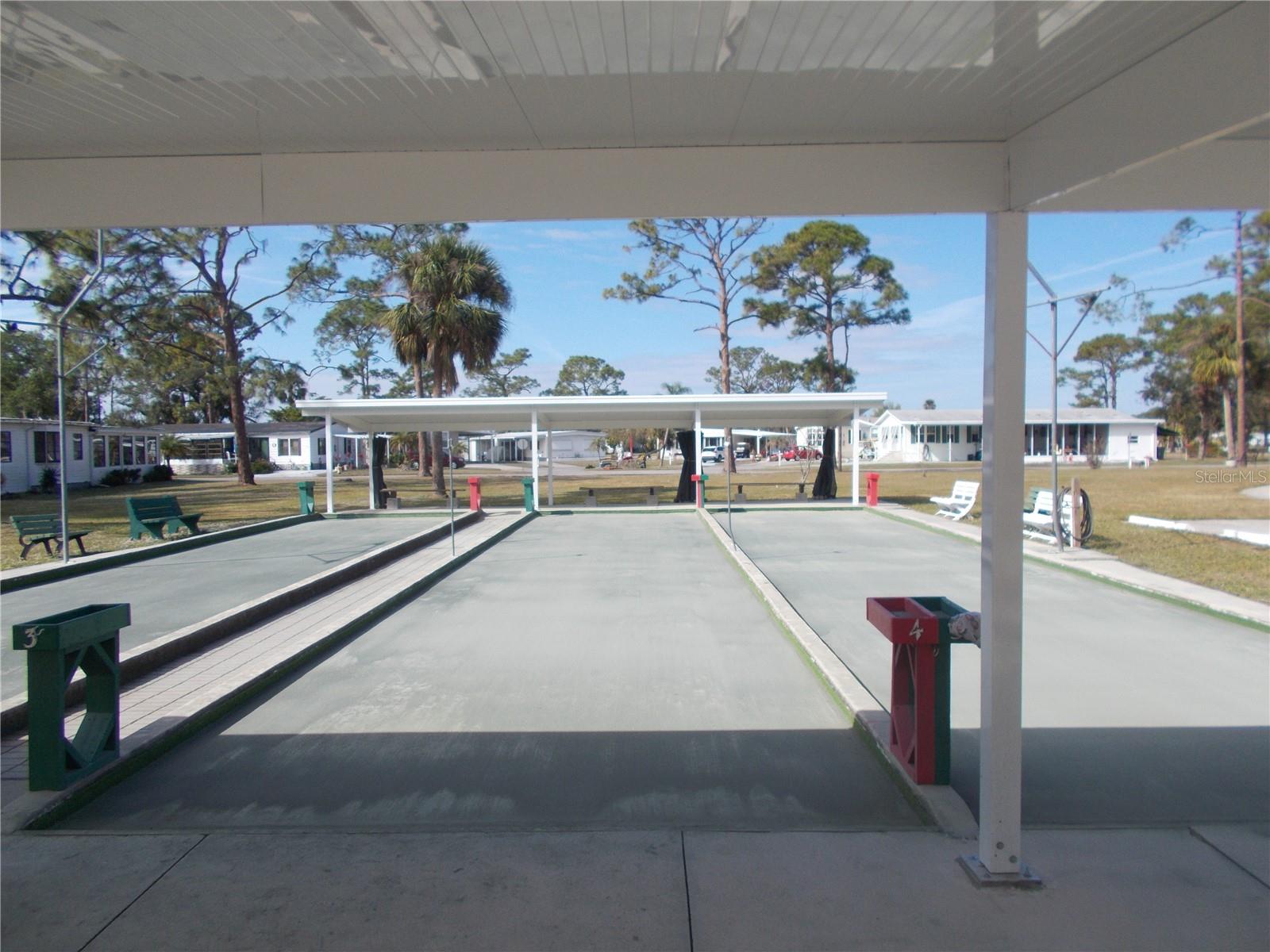 Image 37 of 52 For 5787 Holiday Park Boulevard