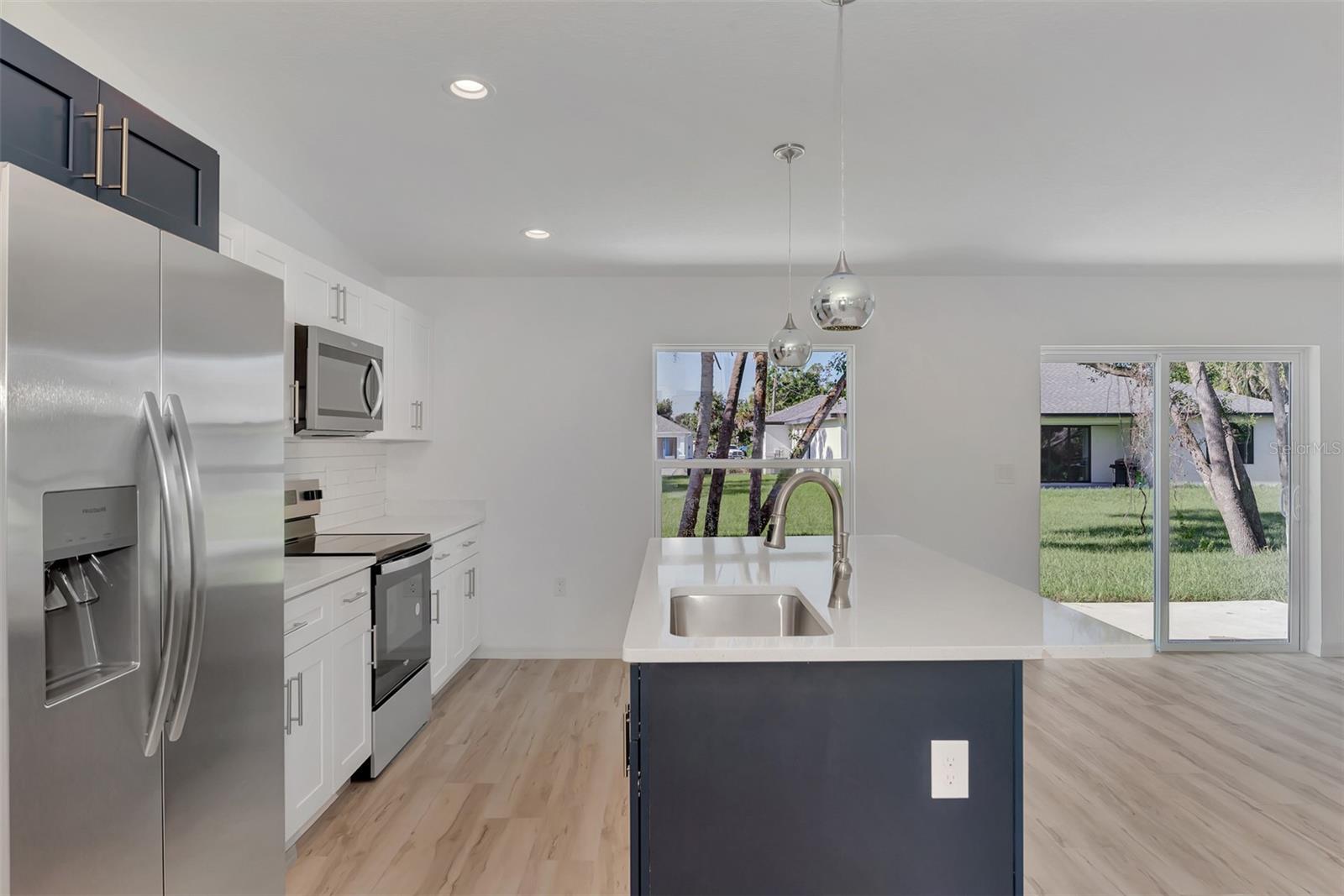 Image 17 of 41 For 4582 Enid Lane