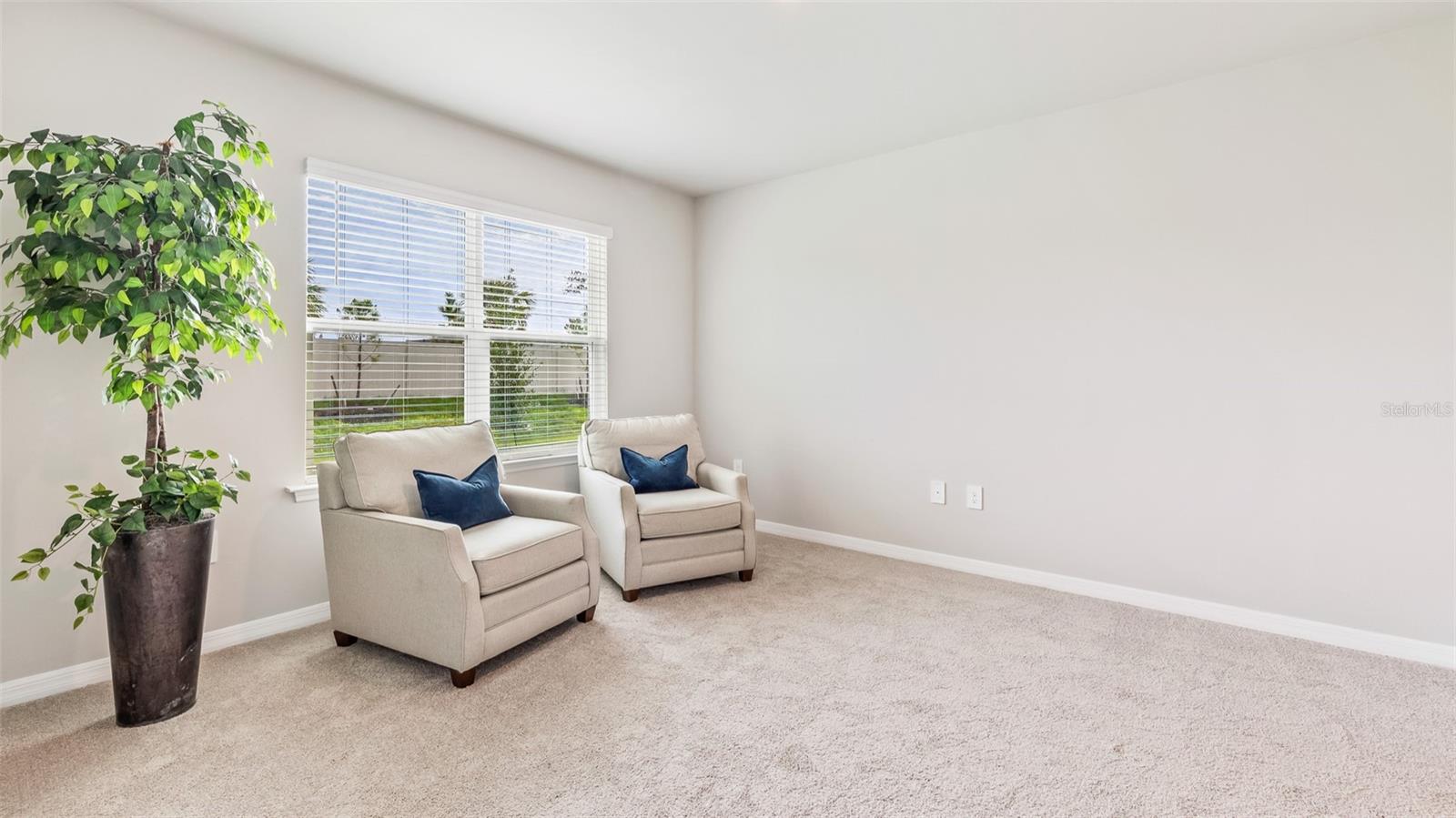 Image 12 of 41 For 16429 Bridle Ridge Street