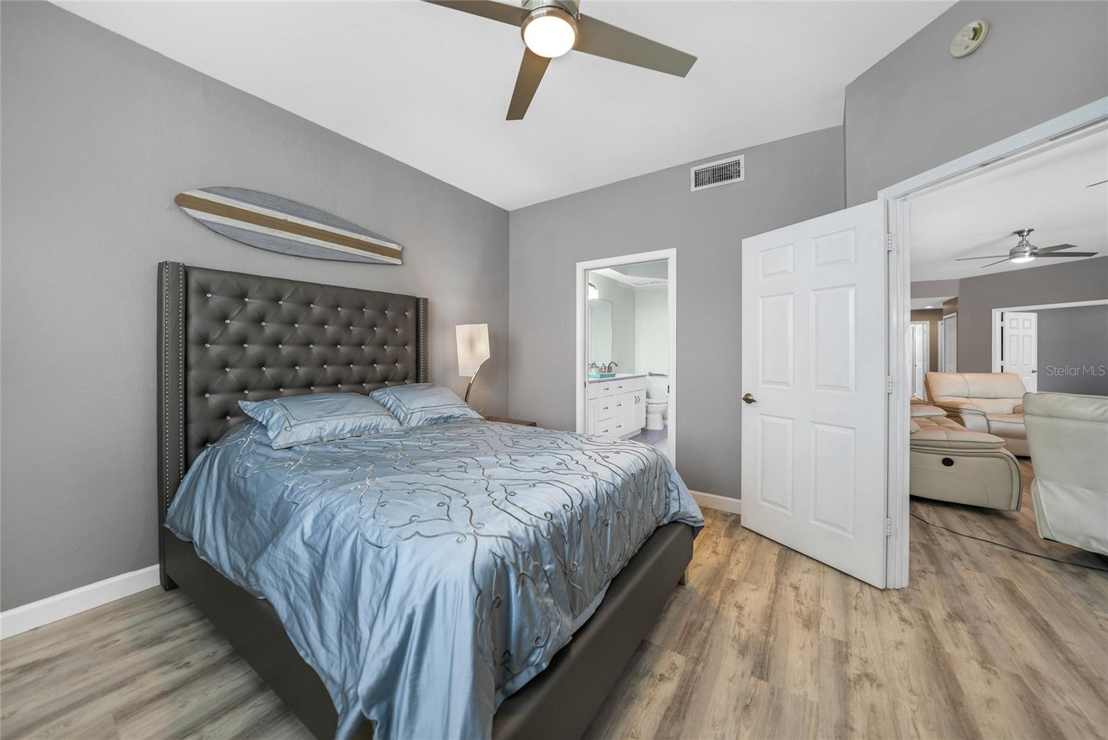 Image 16 of 91 For 3332 Grand Vista Court 101