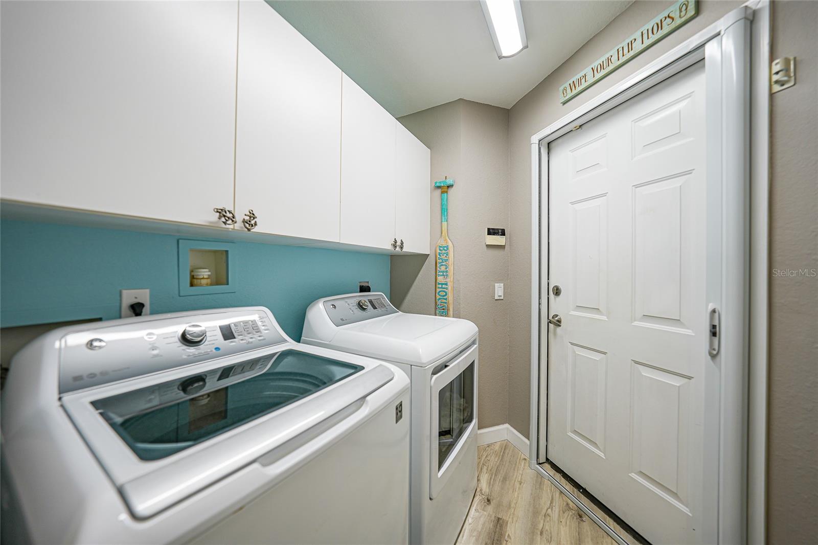Image 34 of 91 For 3332 Grand Vista Court 101