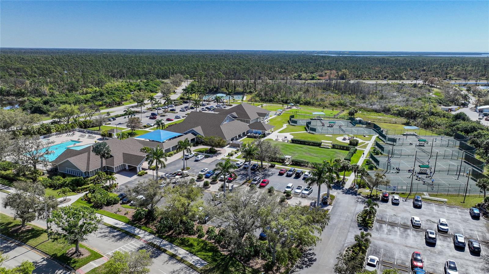 Image 52 of 91 For 3332 Grand Vista Court 101