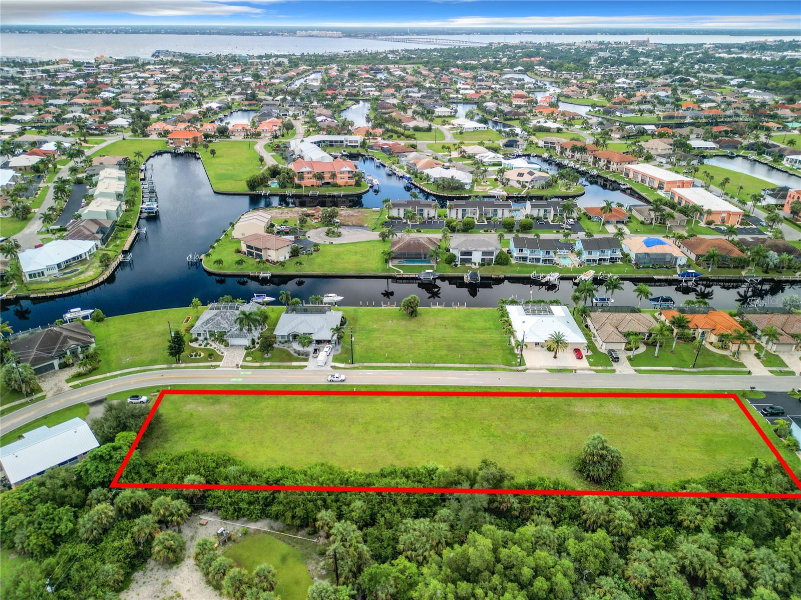 Details for 2807, 2813, 2817, 2823 Magdalina Dr  2829, 2835, PUNTA GORDA, FL 33950