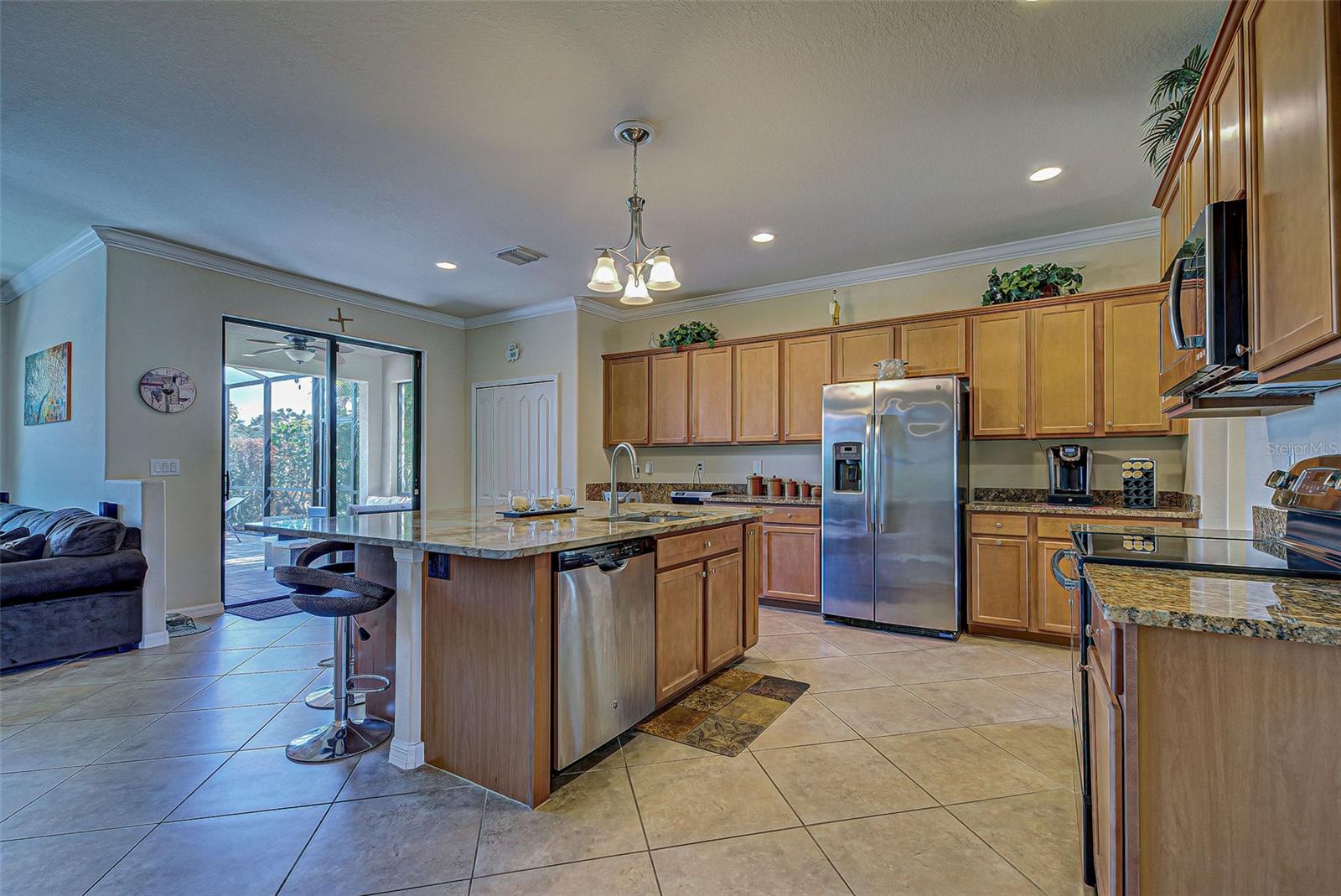 Listing photo id 23 for 12688 Richezza Drive