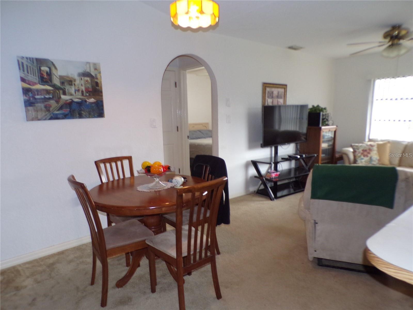 Image 4 of 21 For 1011 Tropical Avenue Nw
