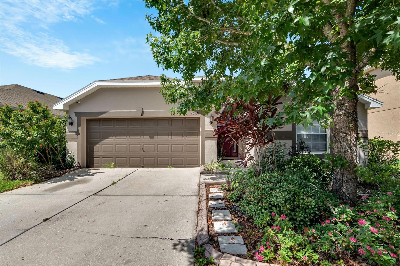 Listing photo id 0 for 10331 Celtic Ash Drive