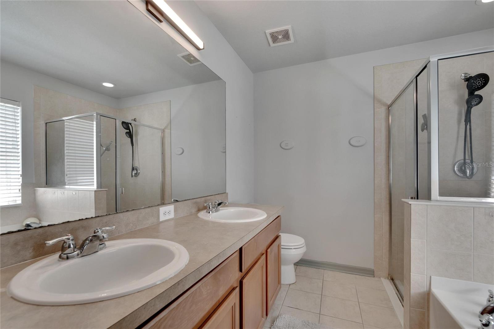 Listing photo id 34 for 10331 Celtic Ash Drive