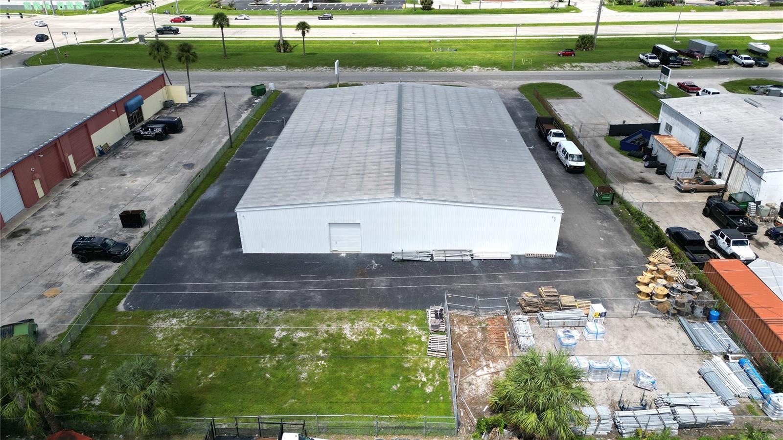 Image 4 of 12 For 1129 Tamiami Trail
