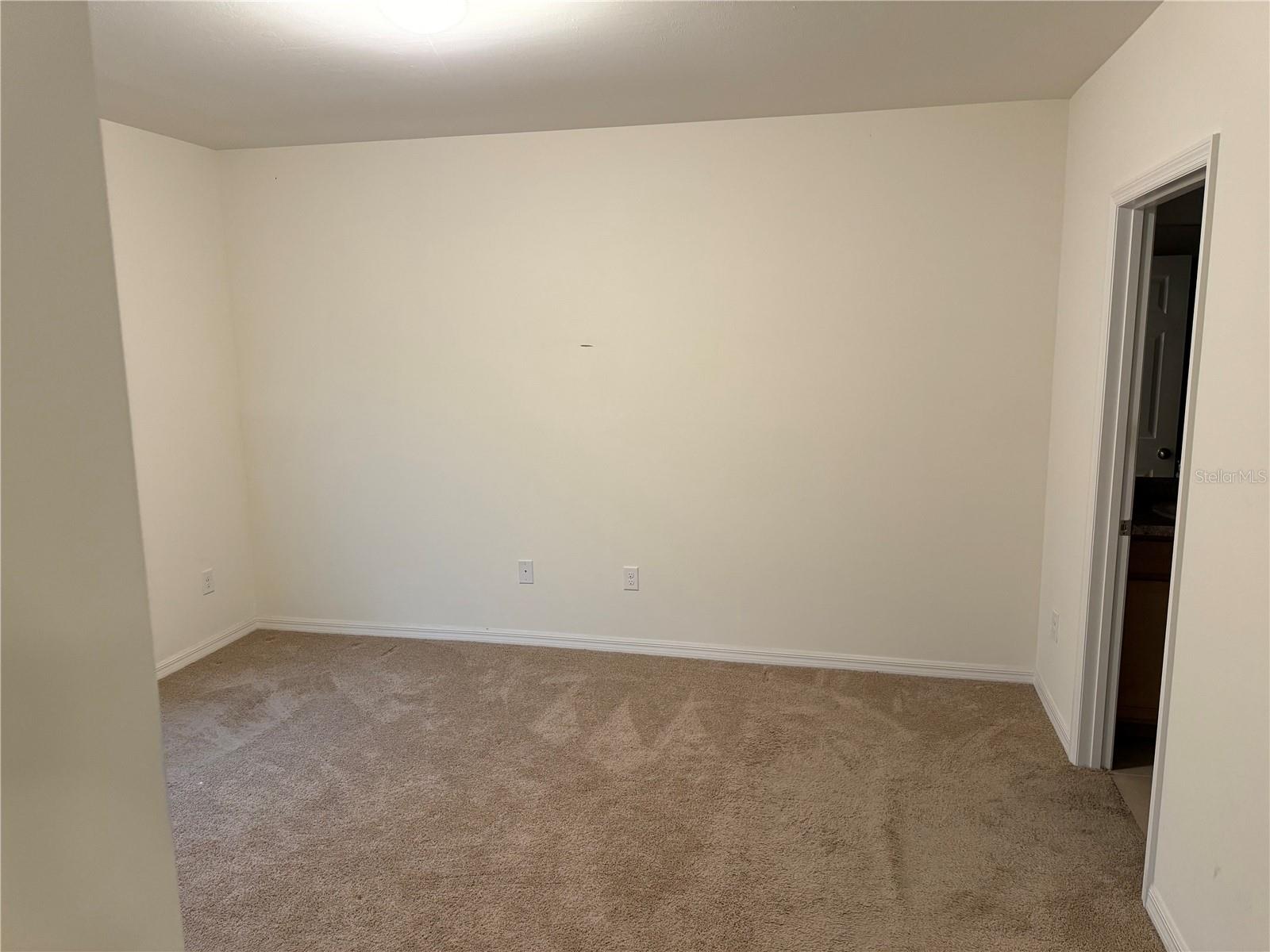 Image 15 of 17 For 7633 Lenox Circle