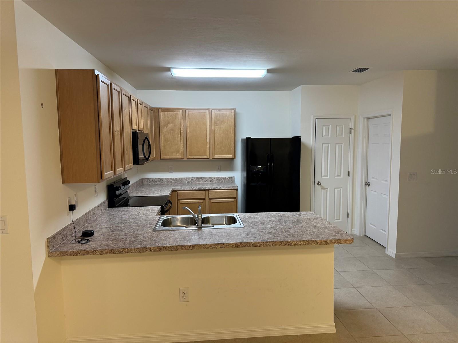 Image 8 of 17 For 7633 Lenox Circle
