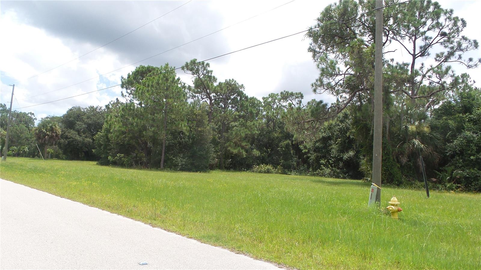 Image 3 of 4 For 16641 Acapulco Road