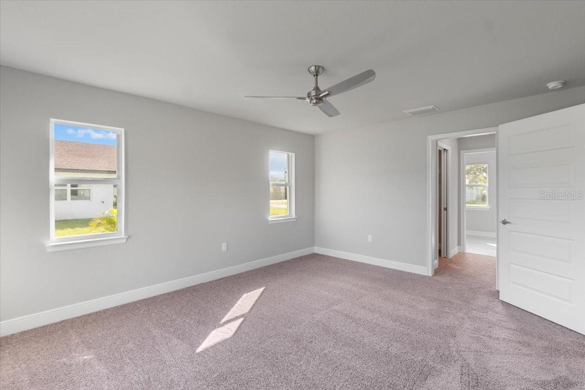 Image 21 of 34 For 9461 Attica Circle