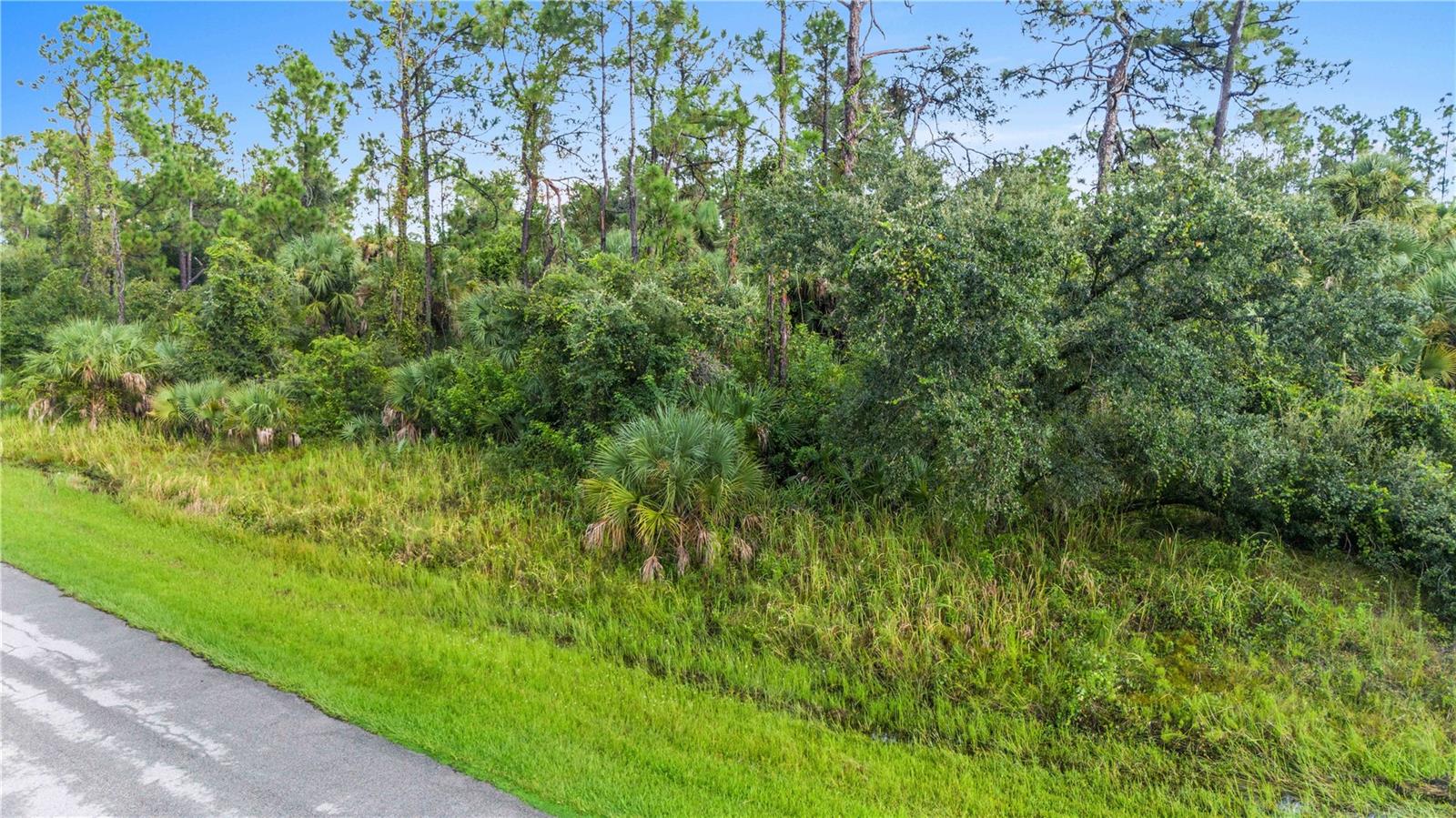 Image 3 of 5 For Baywood Drive