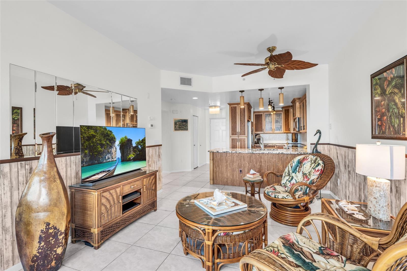 Image 10 of 58 For 2090 Matecumbe Key Road 1505