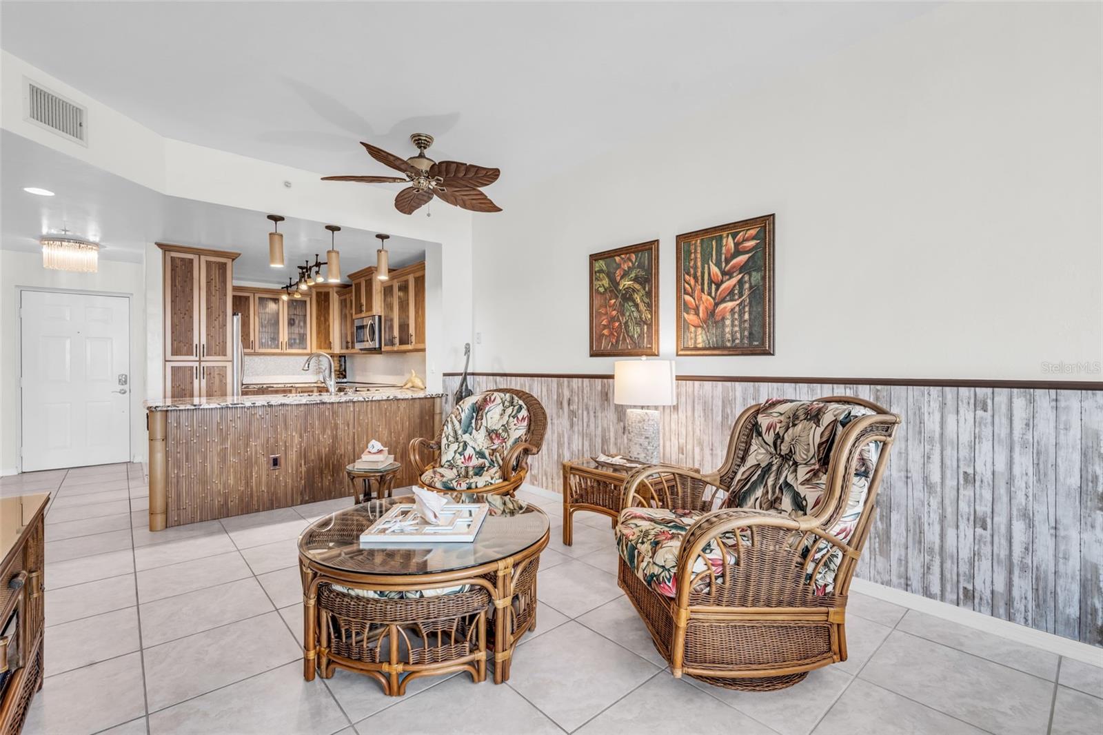 Image 11 of 58 For 2090 Matecumbe Key Road 1505