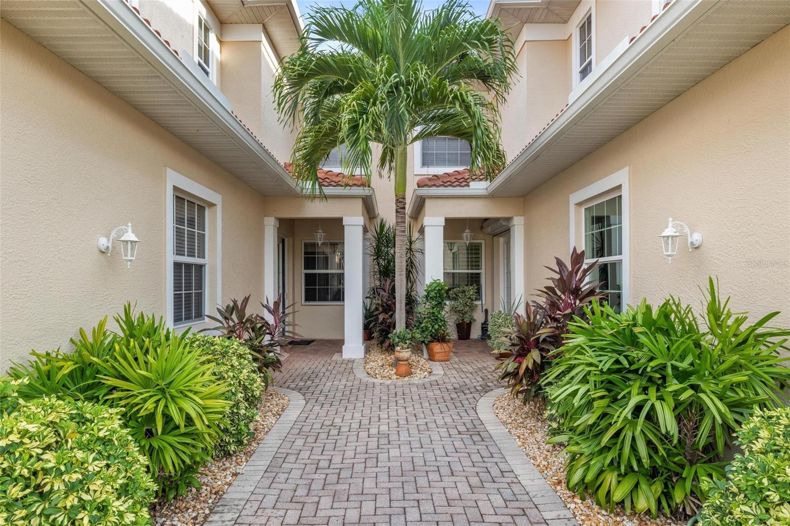 Image 3 of 73 For 2630 Tarpon Cove Drive 212