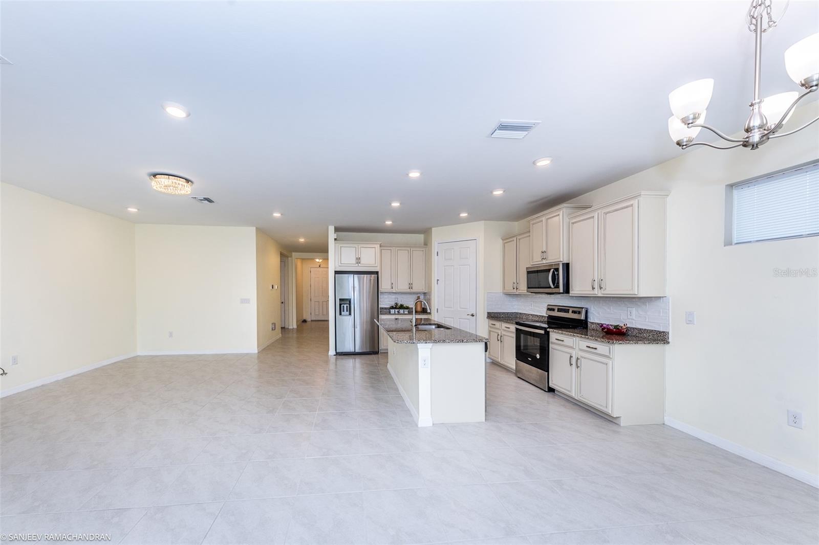 Image 9 of 44 For 24232 Riverfront Drive