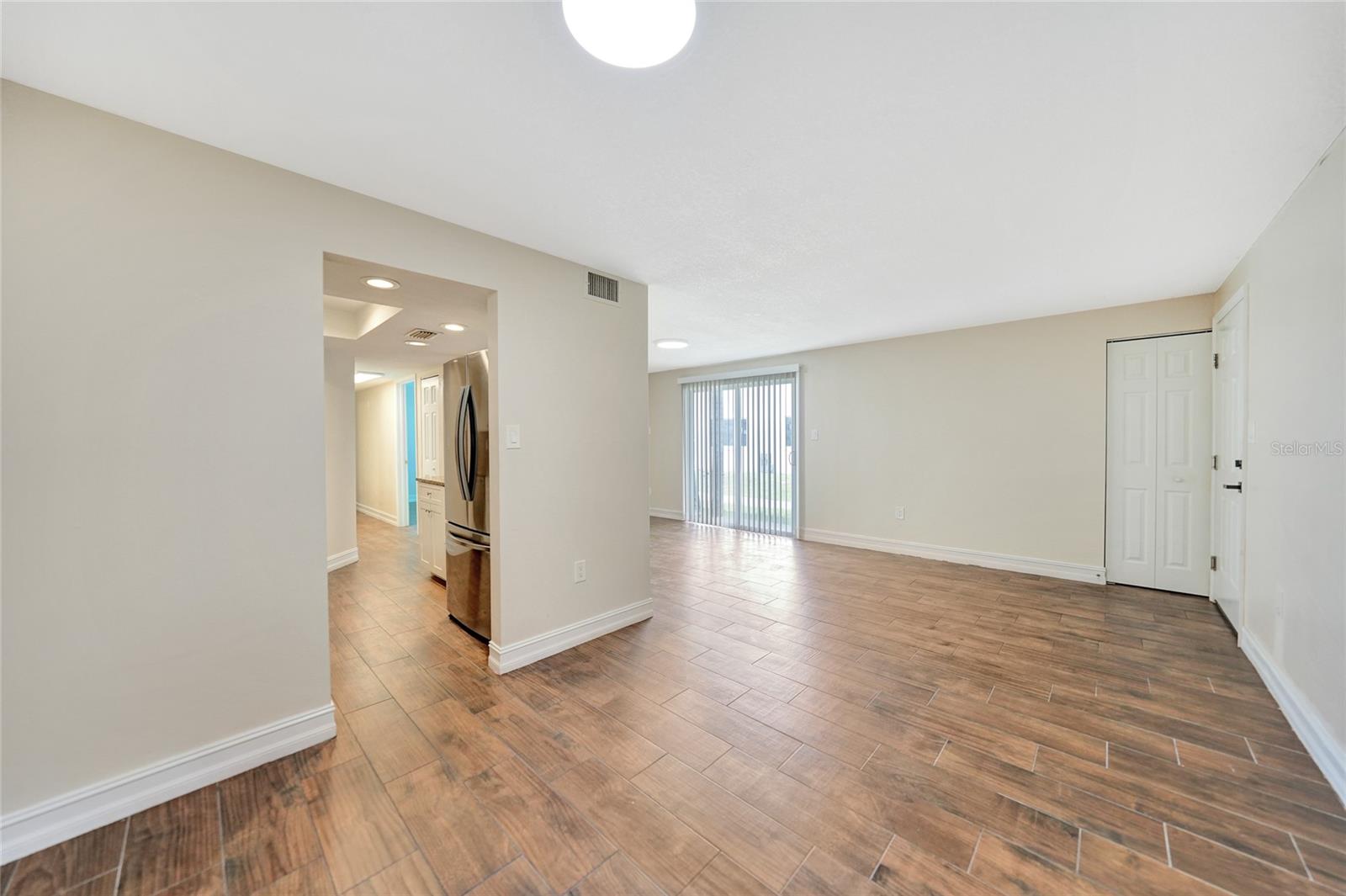 Image 6 of 23 For 22291 Westchester Boulevard 204