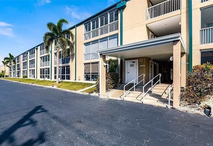 Details for 150 Harborside Avenue 124, PUNTA GORDA, FL 33950