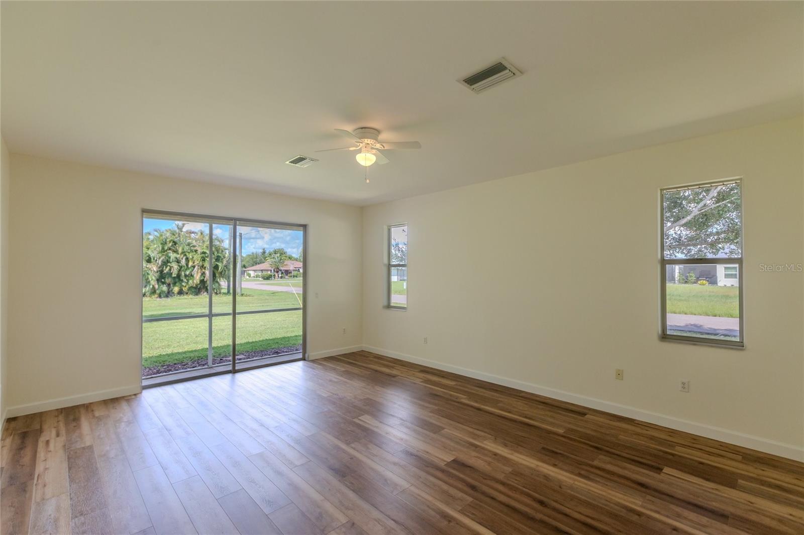 Image 18 of 77 For 25206 Nocturne Lane