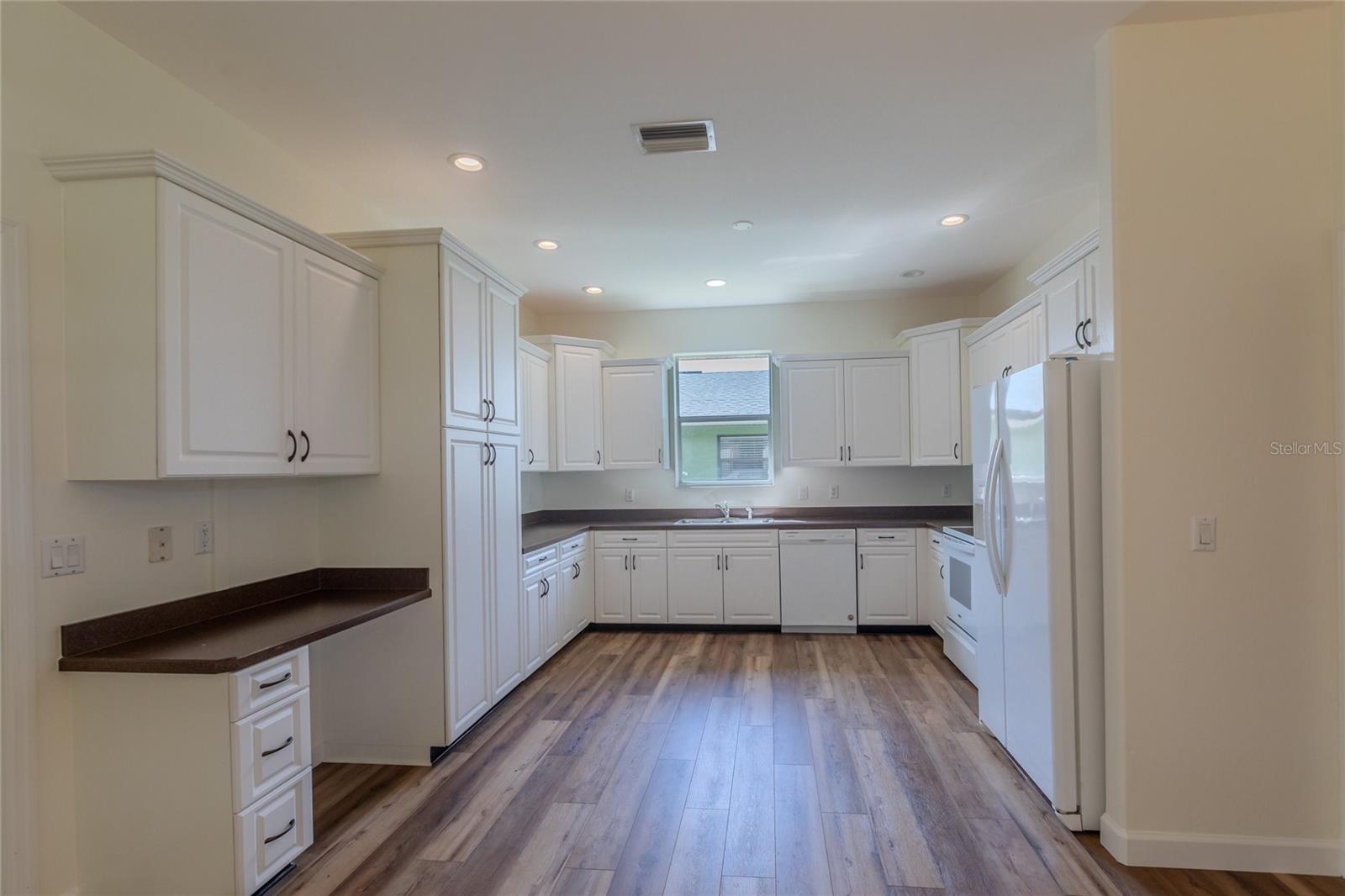 Image 39 of 77 For 25206 Nocturne Lane