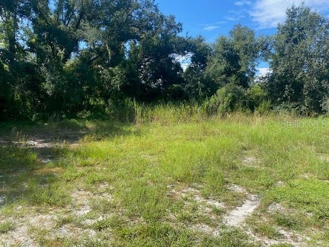 Image 2 of 4 For 2045,2049 Dumont Drive