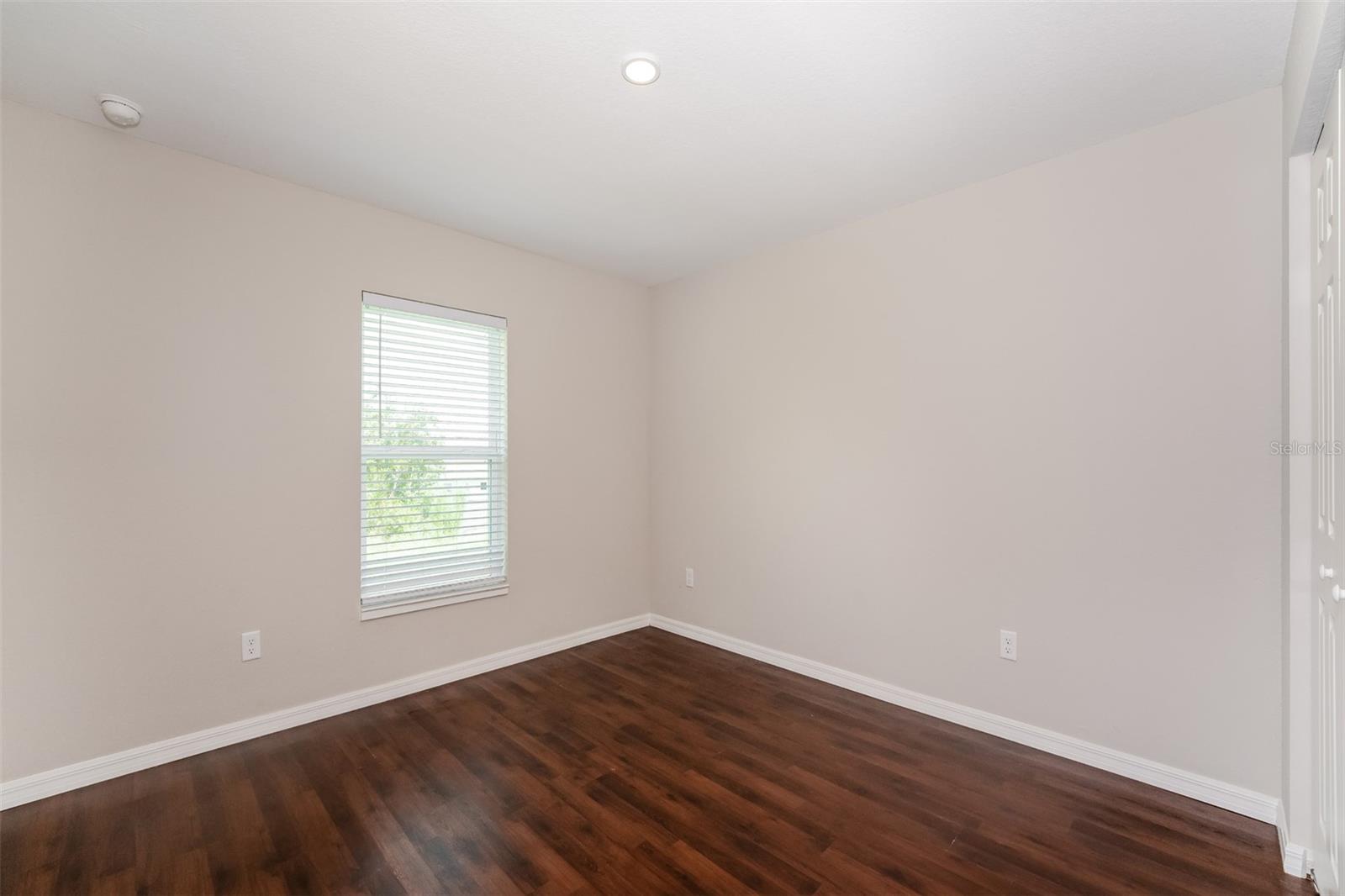 Image 10 of 16 For 16351 27th Terrace Road