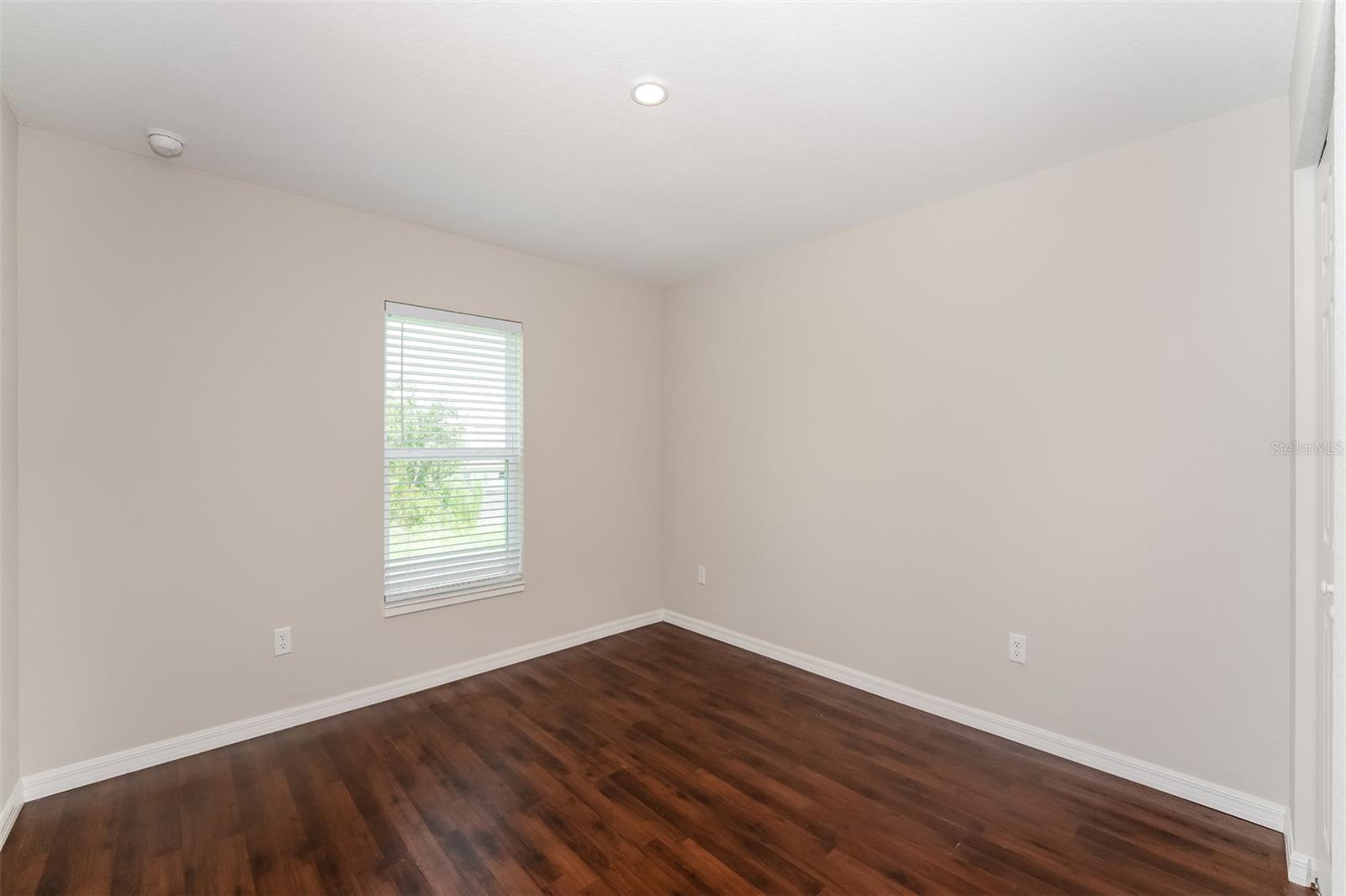 Image 14 of 16 For 16351 27th Terrace Road