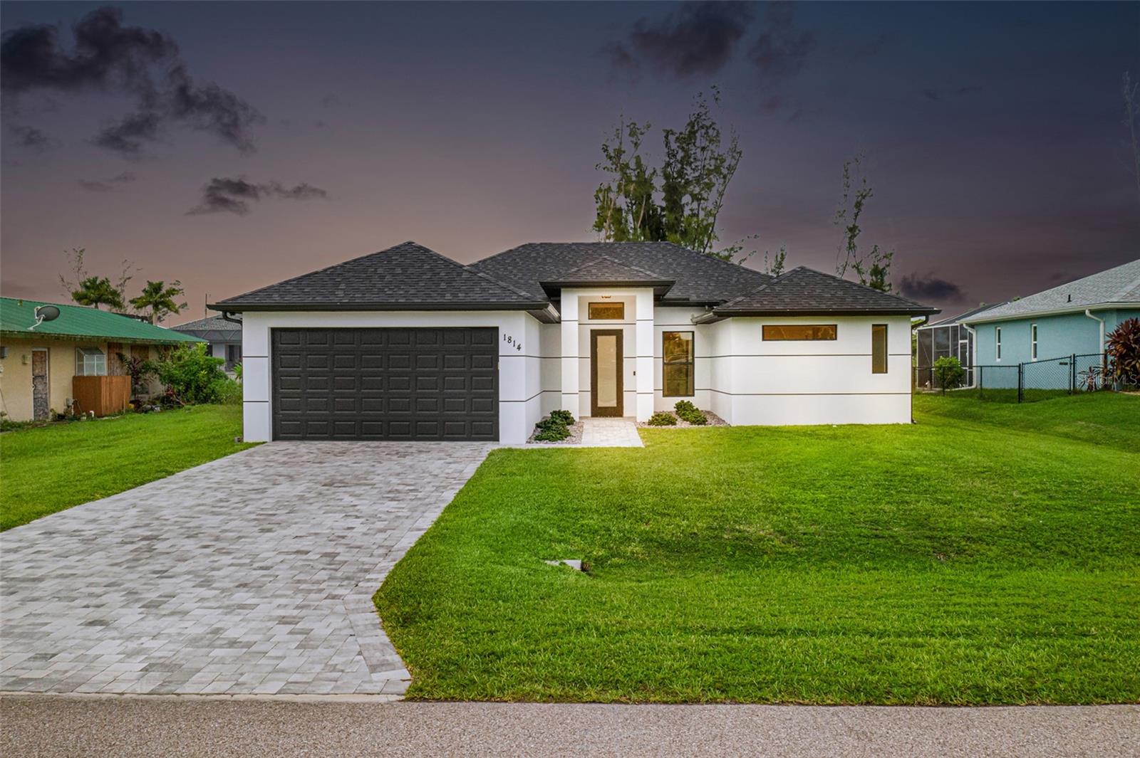 Image 2 of 41 For 1814 15th Avenue