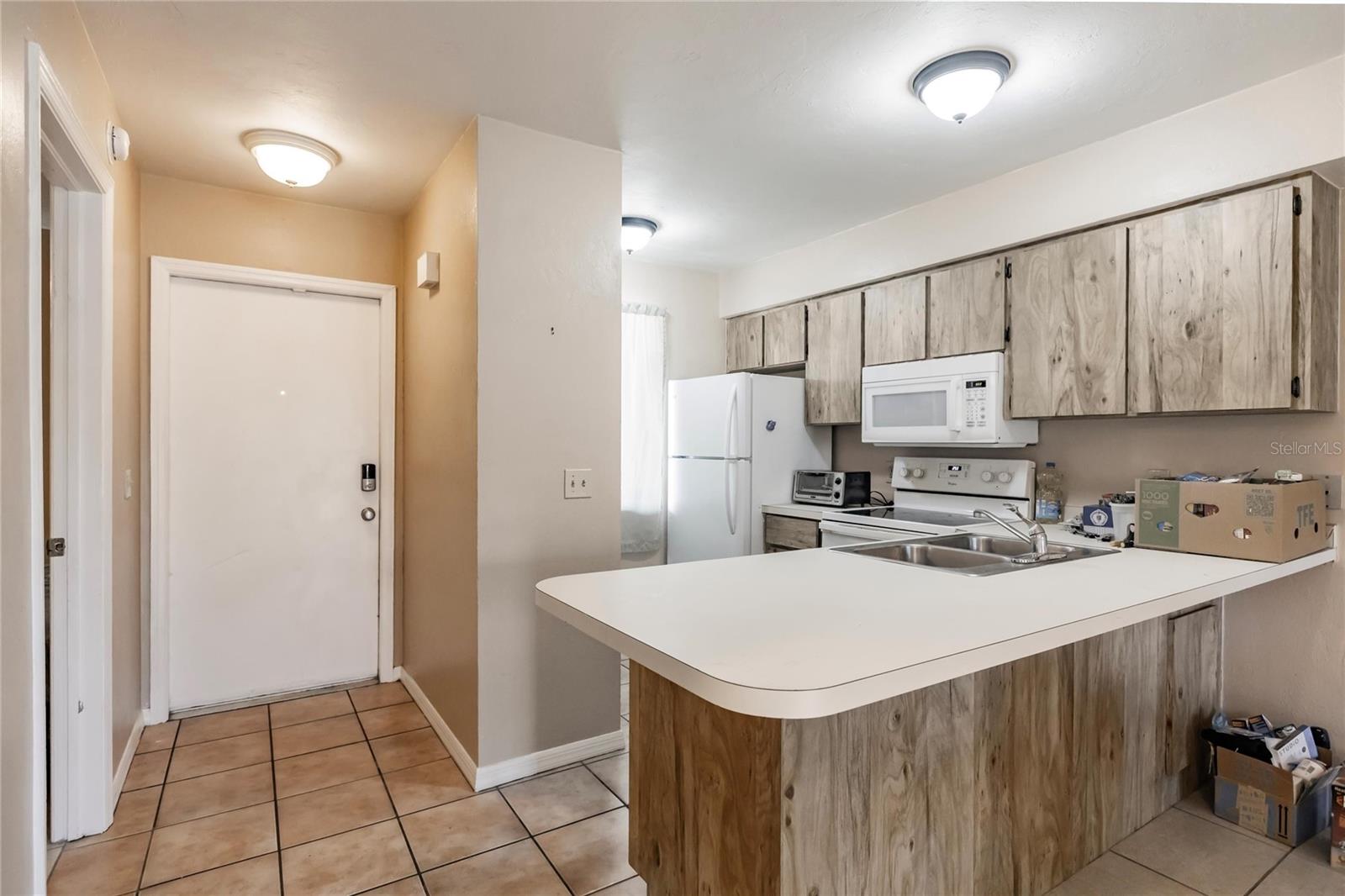 Image 11 of 35 For 22523 Westchester Boulevard D204