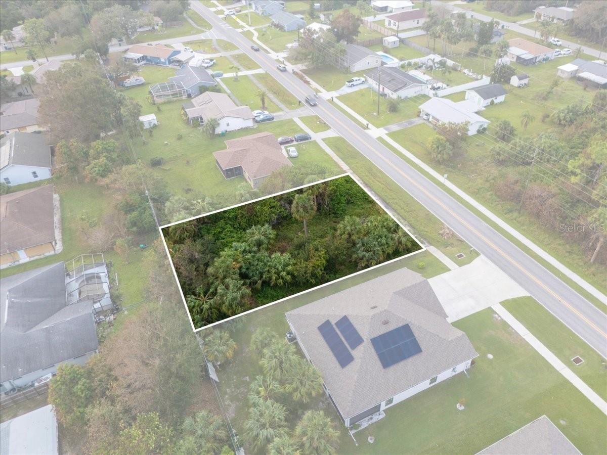 Image 3 of 4 For 20391 Peachland Boulevard