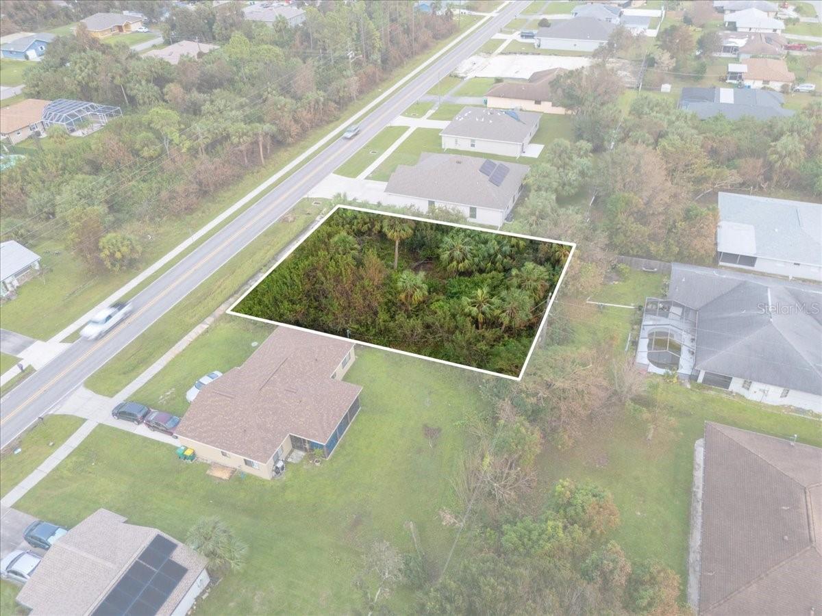 Image 4 of 4 For 20391 Peachland Boulevard