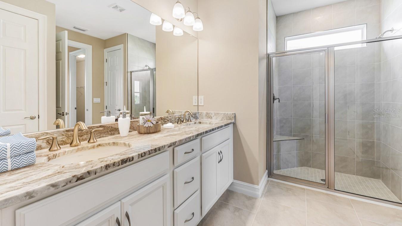 Image 12 of 30 For 25228 Rampart Boulevard