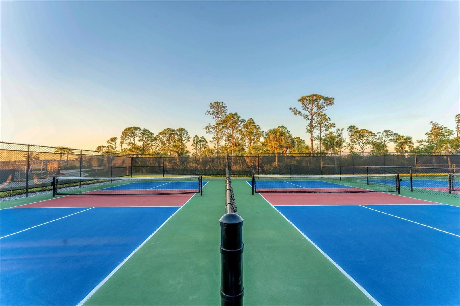 Image 42 of 53 For 12240 Wellen Golf St.  302