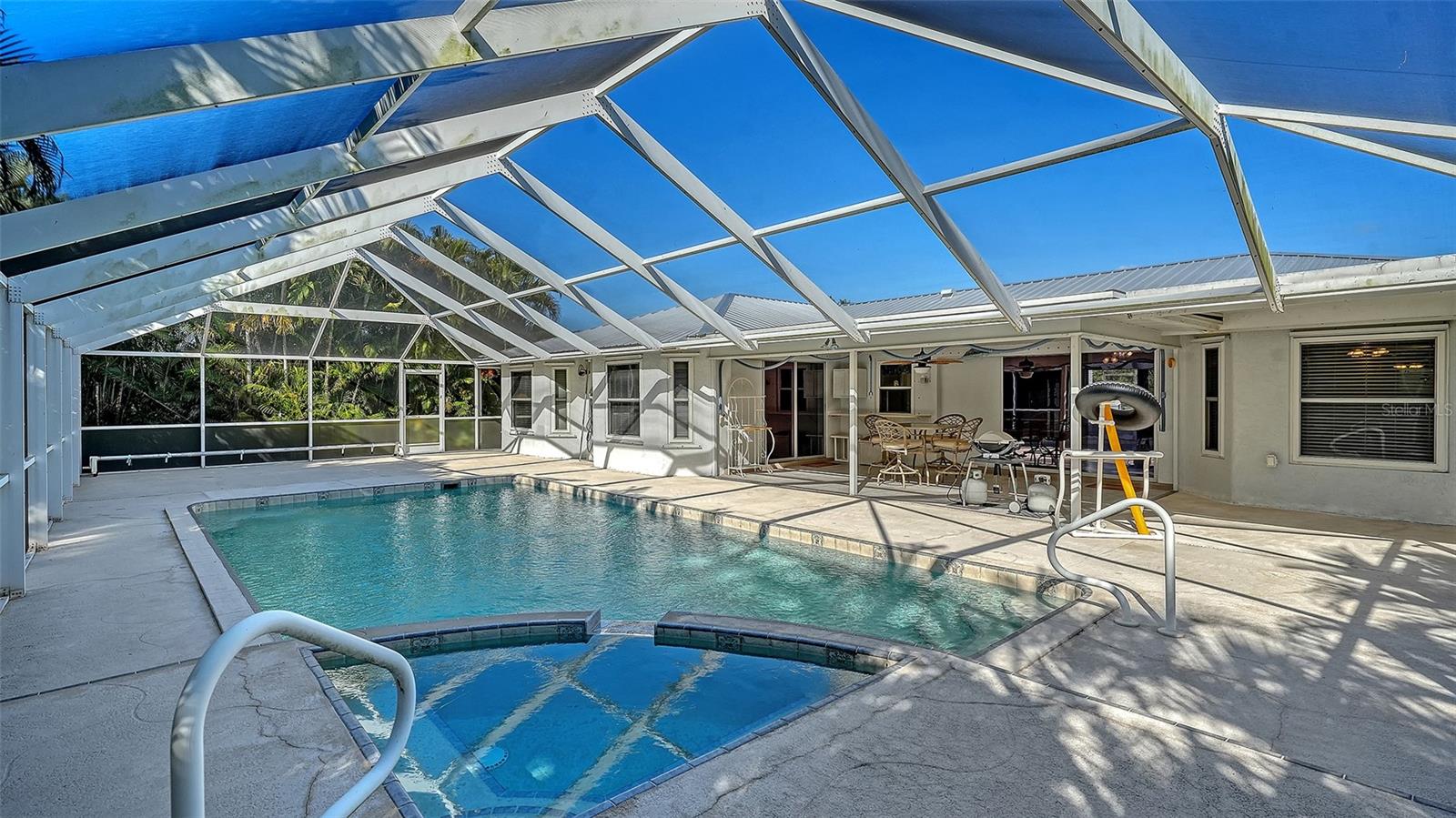 Image 46 of 56 For 22465 Vale Avenue