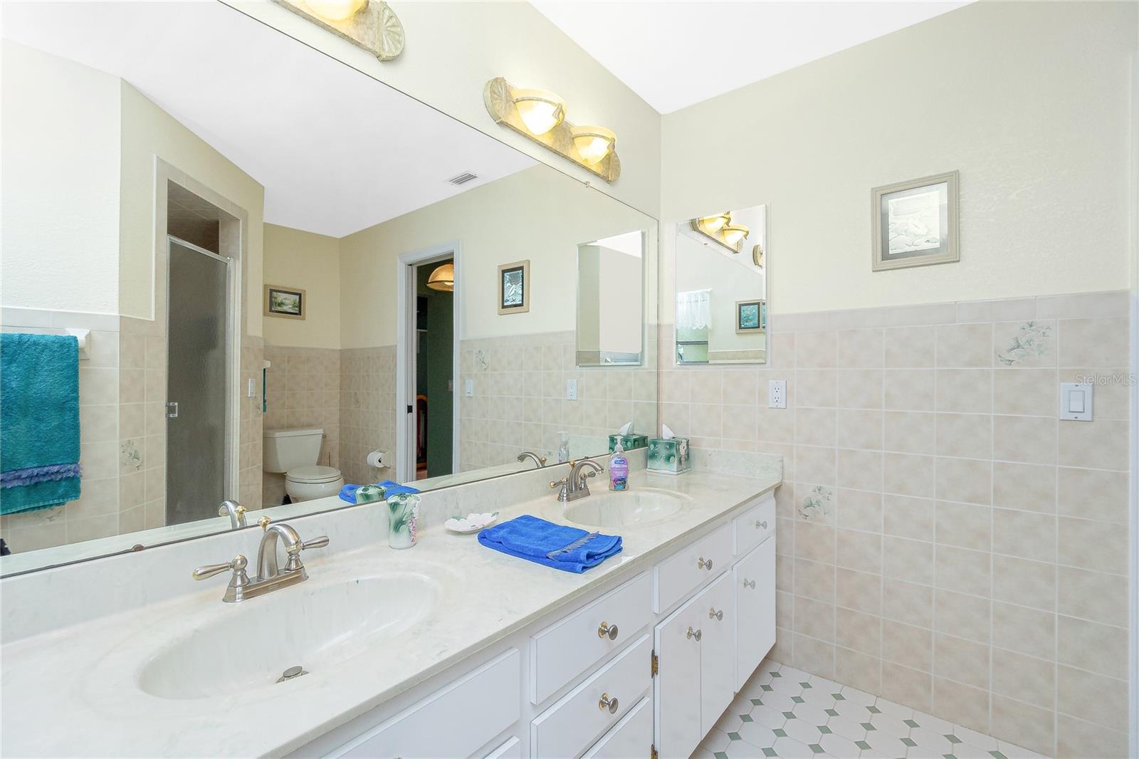 Image 36 of 63 For 4088 Gingold Street