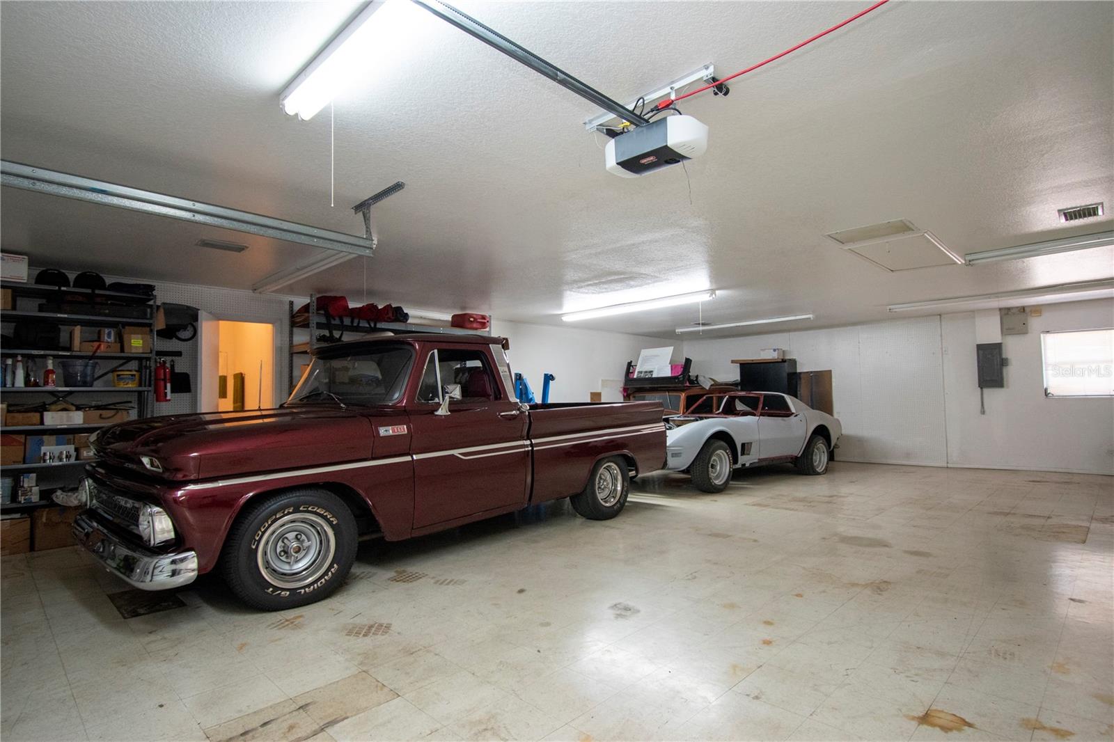 Image 14 of 29 For 23263 Harborview Rd