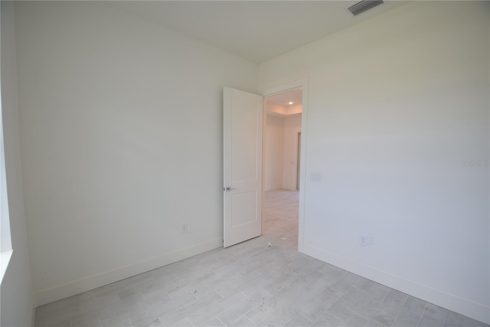 Image 11 of 30 For 24432 Peppercorn Road